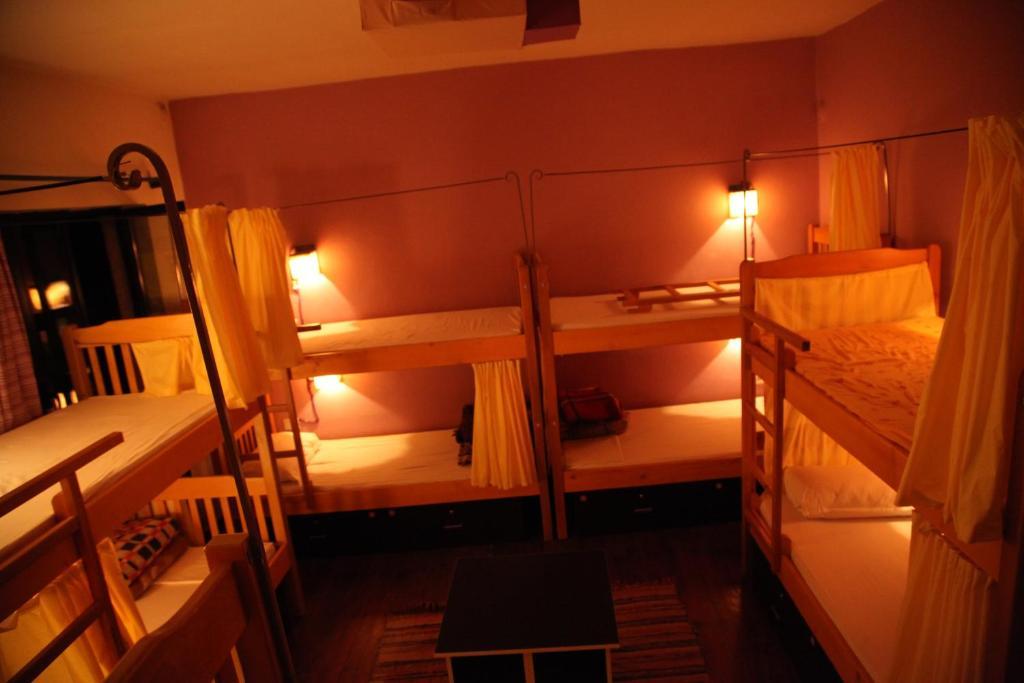 Trip'n'Hostel Tirana Cameră foto