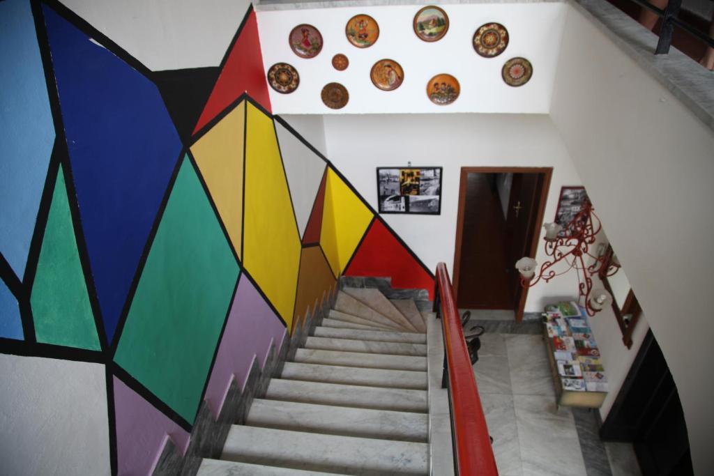 Trip'n'Hostel Tirana Exterior foto
